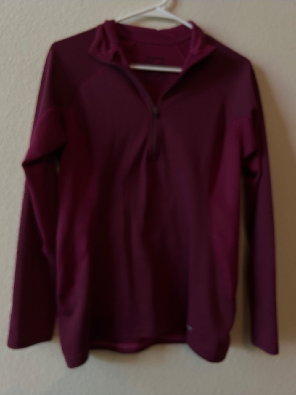 Patagonia Capilene 3 Women’s Small S Burgundy Long Sleeve Base Layer Pullover